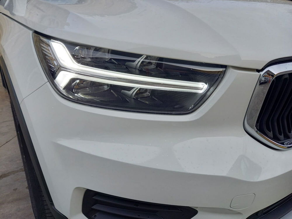 Volvo XC40 usata a Salerno (7)