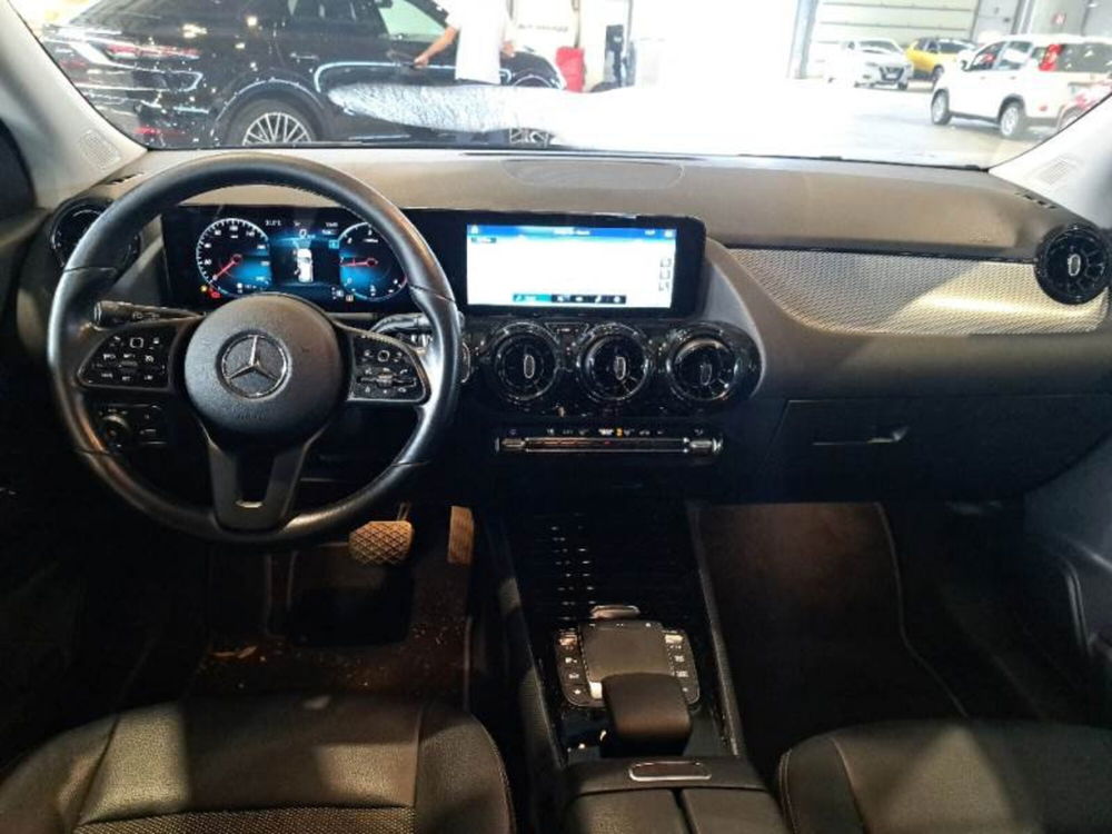 Mercedes-Benz GLA SUV usata a Salerno (7)