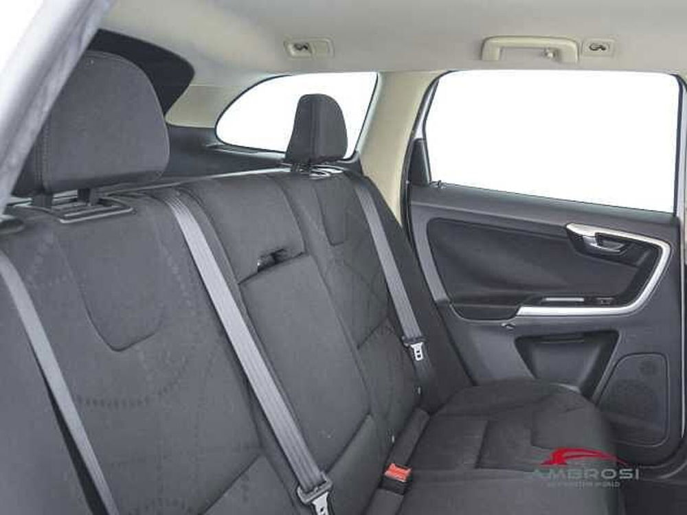 Volvo XC60 usata a Viterbo (11)