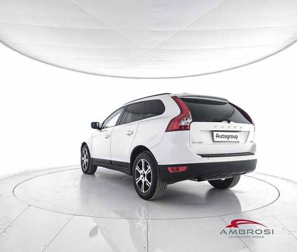 Volvo XC60 usata a Viterbo (4)