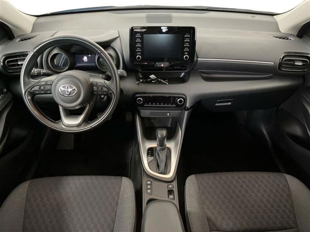 Toyota Yaris Cross usata a Como (9)