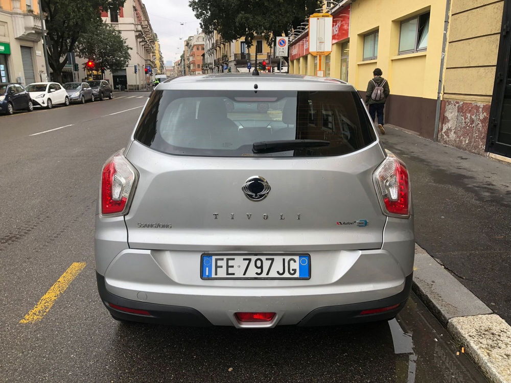 Ssangyong Tivoli usata a Milano (3)