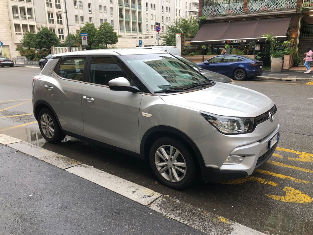 Ssangyong Tivoli usata a Milano (5)