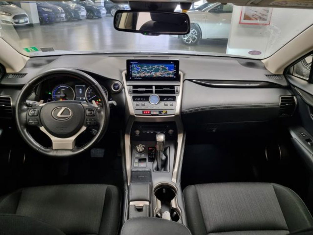 Lexus NX usata a Brescia (8)