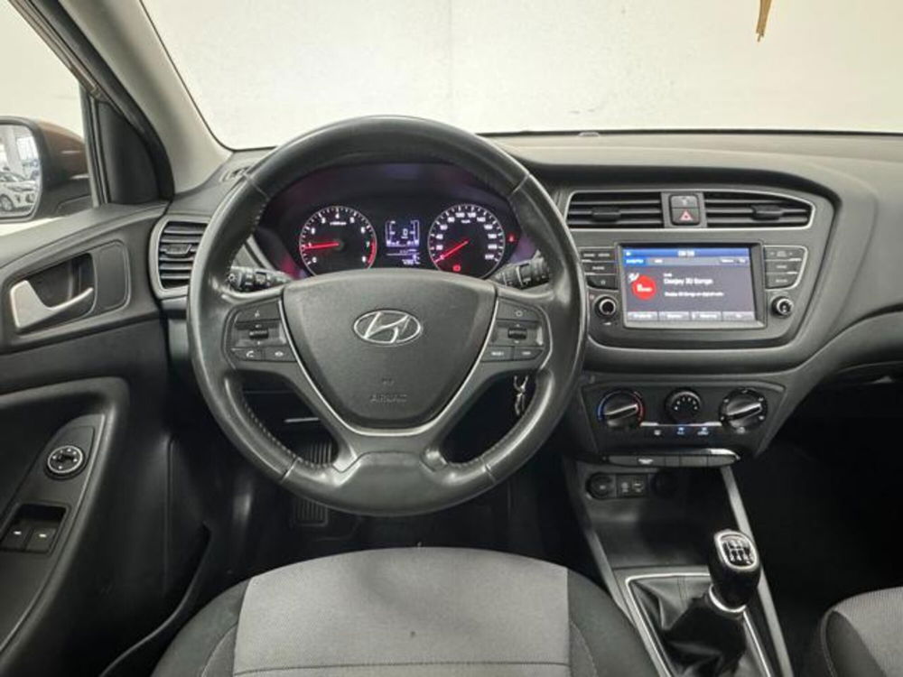 Hyundai i20 usata a Como (10)