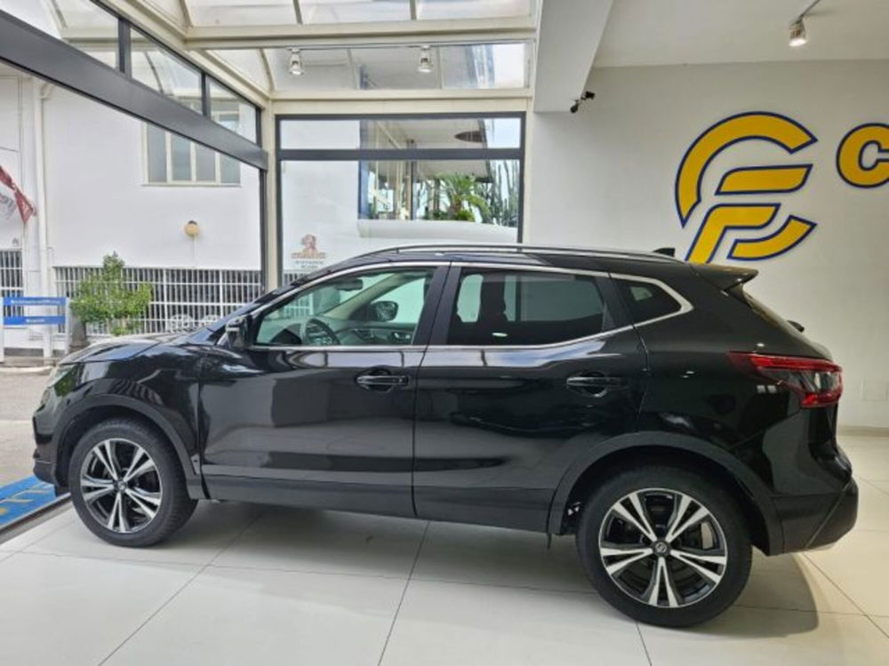 Nissan Qashqai usata a Napoli (2)