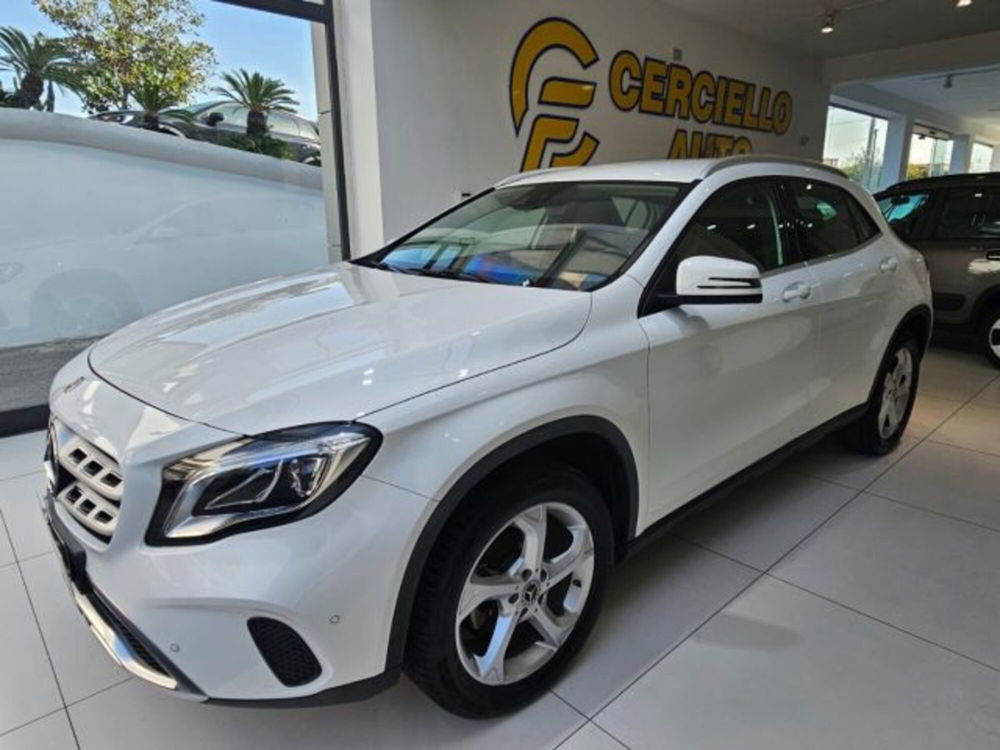 Mercedes-Benz GLA SUV usata a Napoli (3)