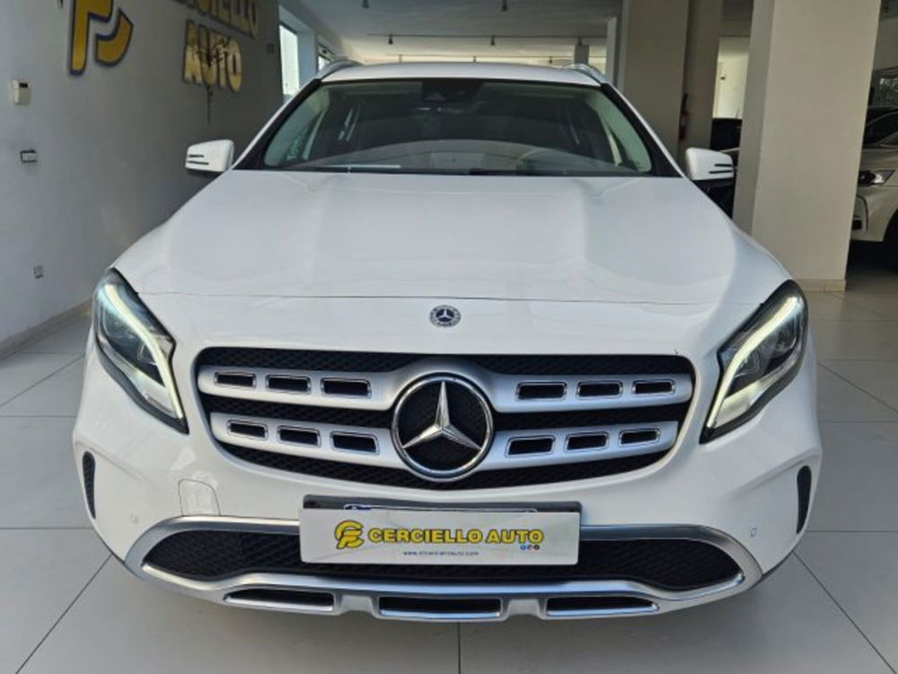 Mercedes-Benz GLA SUV usata a Napoli (4)