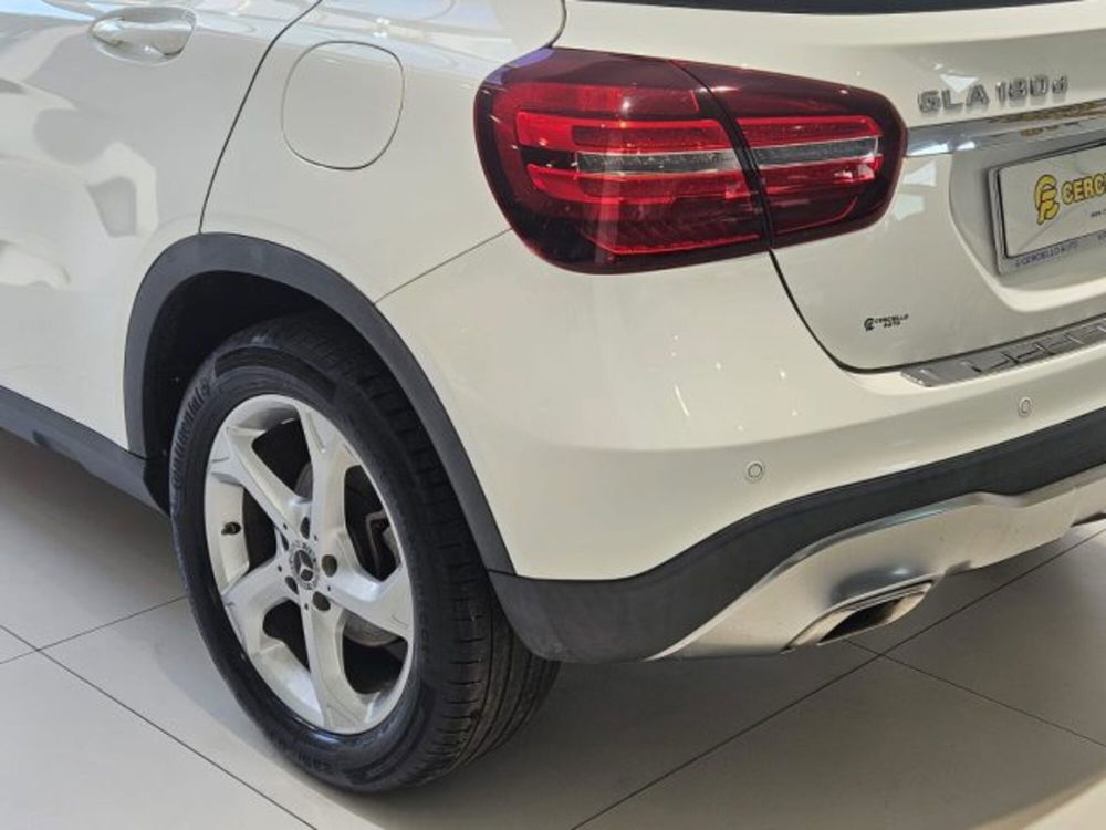 Mercedes-Benz GLA SUV usata a Napoli (7)