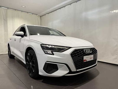 Audi A3 Sportback 35 TFSI COD S tronic Business  del 2021 usata a Genova