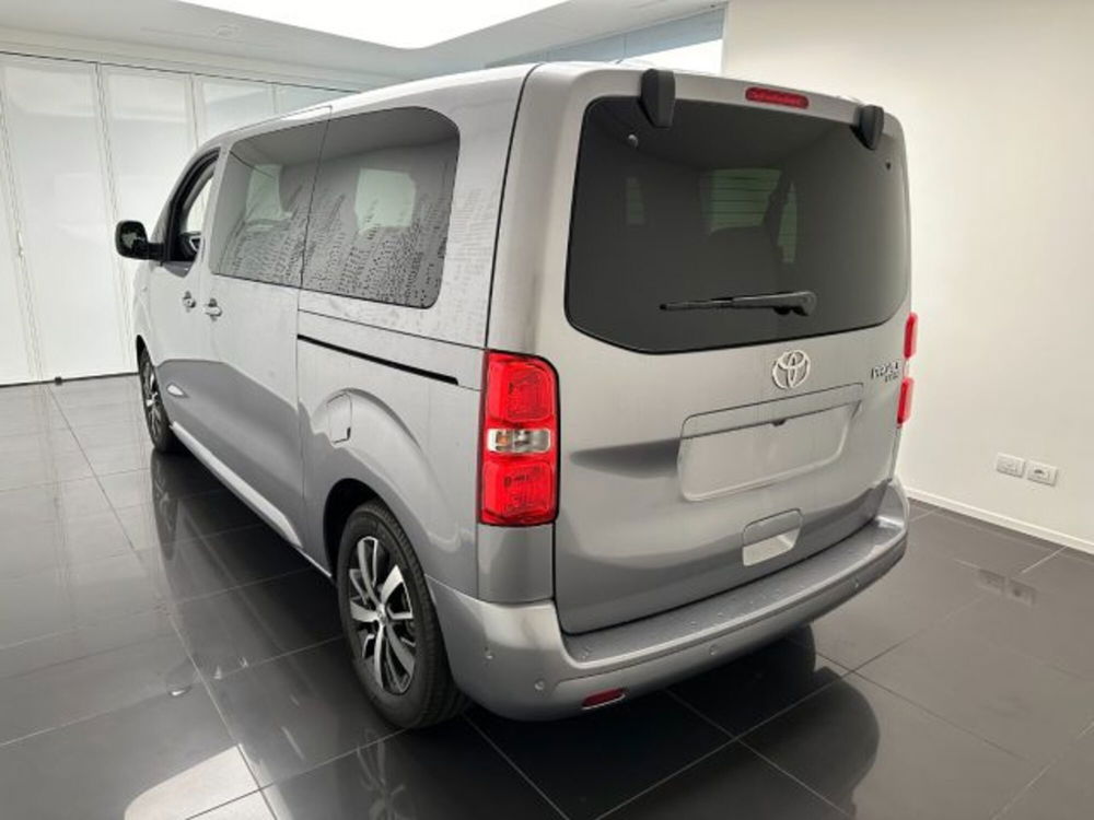 Toyota Proace Verso nuova a Cuneo (4)