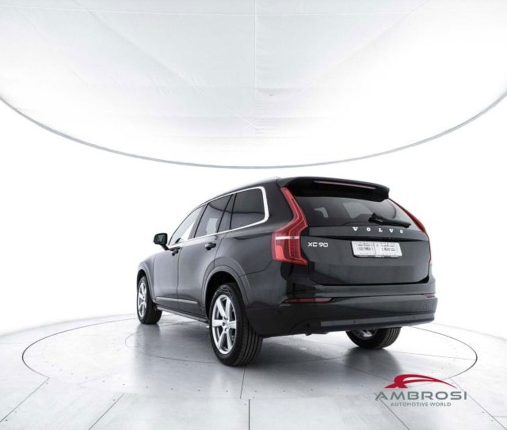 Volvo XC90 nuova a Perugia (4)