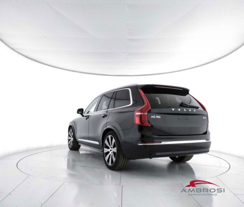 Volvo XC90 nuova a Perugia (4)