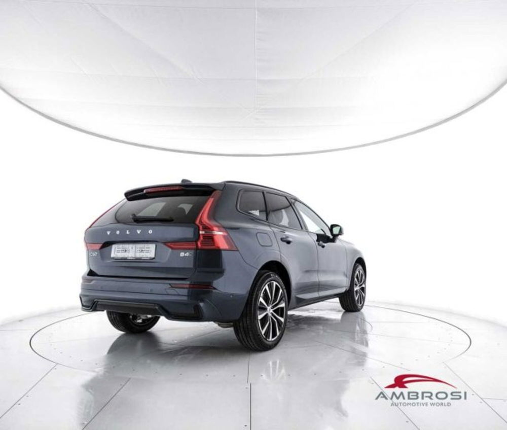 Volvo XC60 nuova a Perugia (3)