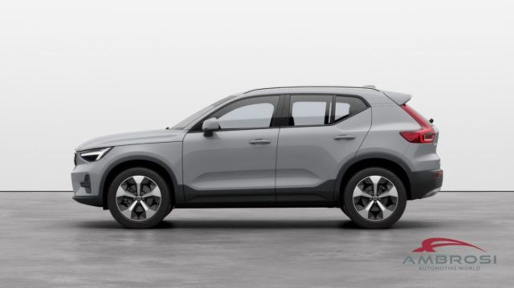 Volvo XC40 nuova a Perugia (2)