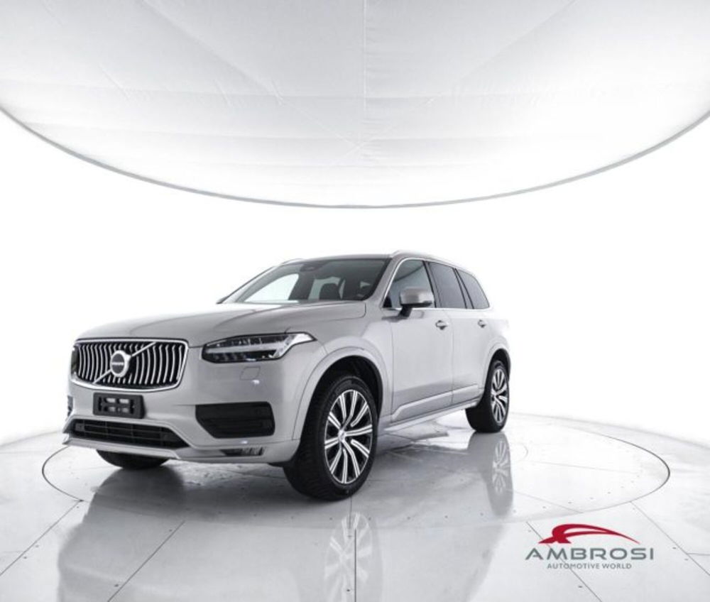 Volvo XC90 nuova a Perugia