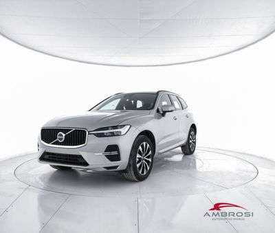 Volvo XC60 B4 (d) AWD automatico Core N1 nuova a Corciano