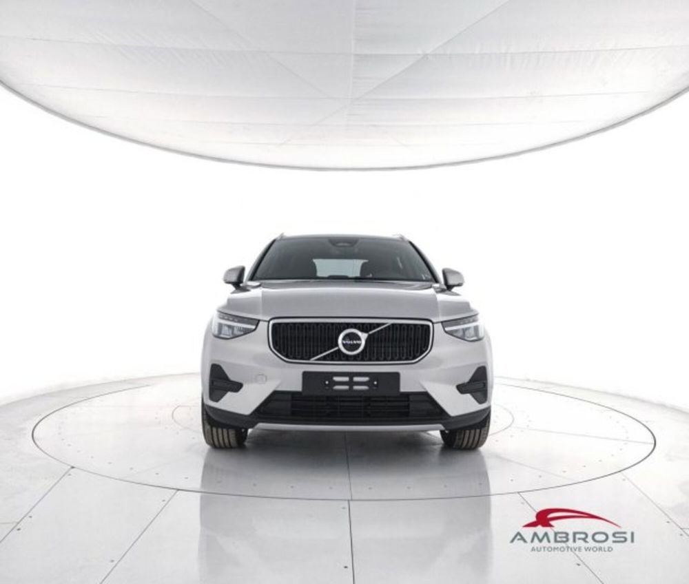 Volvo XC40 nuova a Perugia (5)