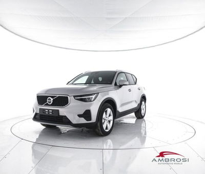 Volvo XC40 B3 automatico Core  nuova a Corciano