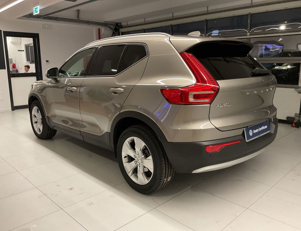 Volvo XC40 usata a Salerno (6)