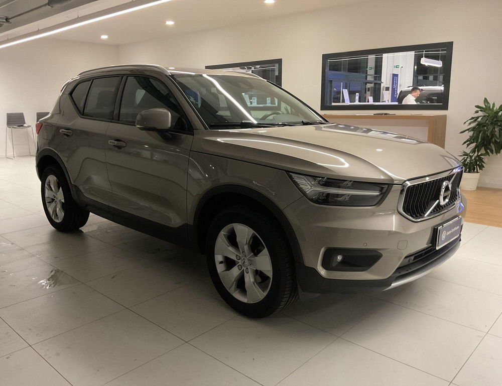 Volvo XC40 usata a Salerno (4)