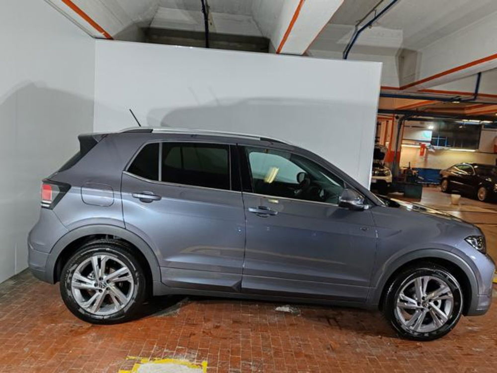 Volkswagen T-Cross nuova a Torino (8)