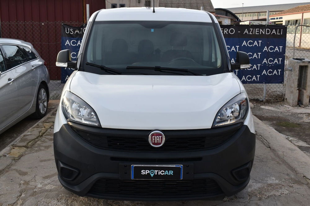 Fiat Doblò Furgone usata a Catania (2)