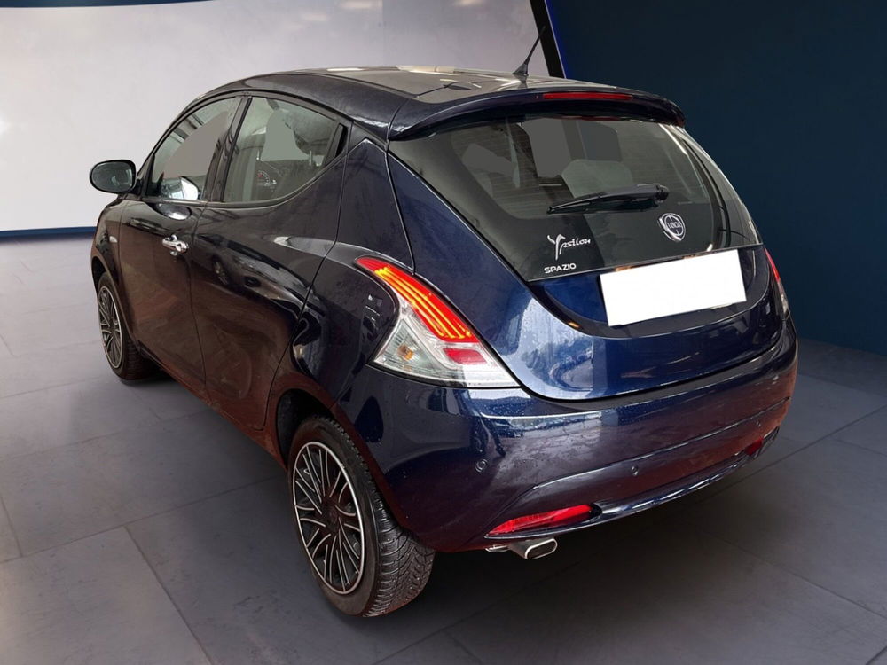 Lancia Ypsilon usata a Torino (6)