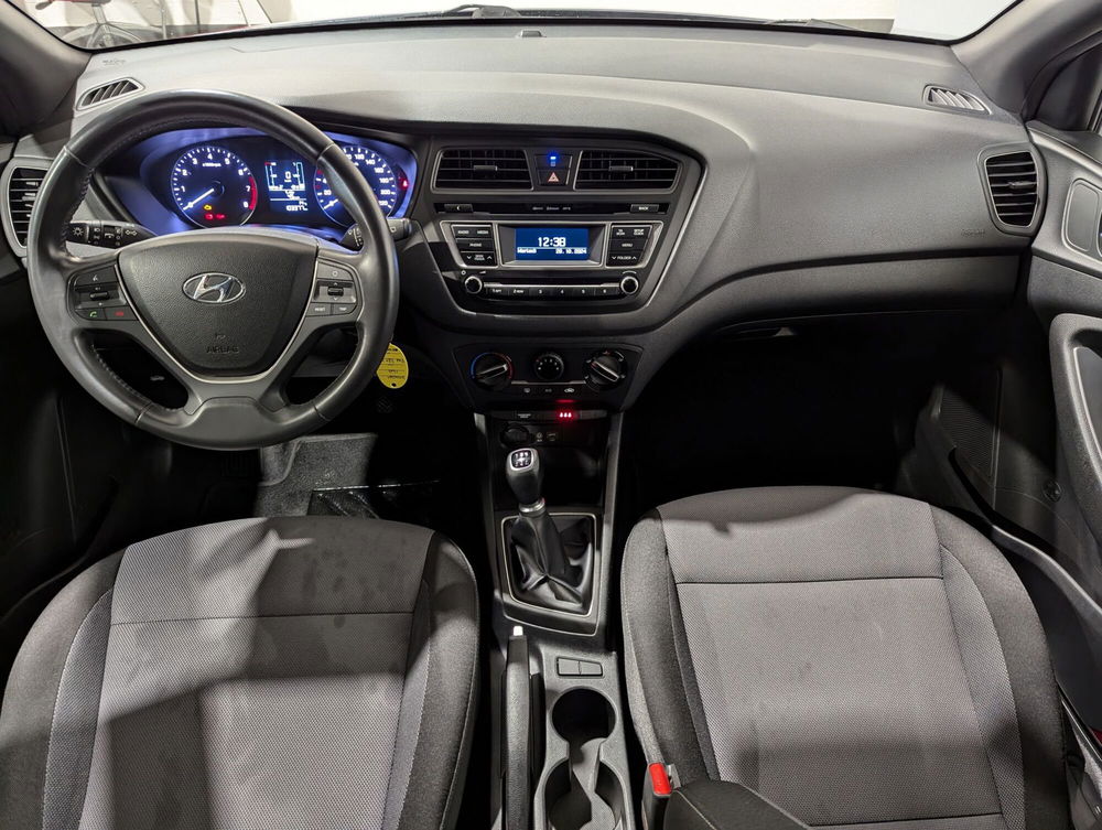 Hyundai i20 usata a Trento (8)