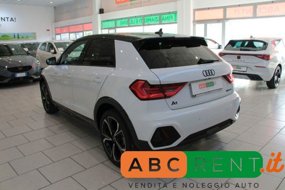 Audi A1 allstreet nuova a Milano (5)