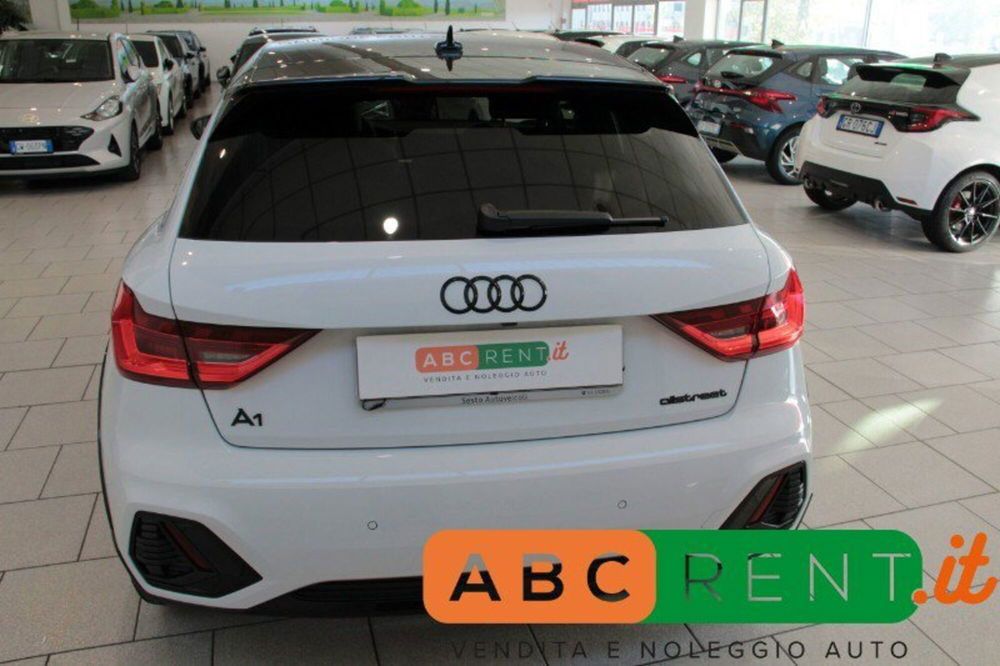 Audi A1 allstreet nuova a Milano (6)