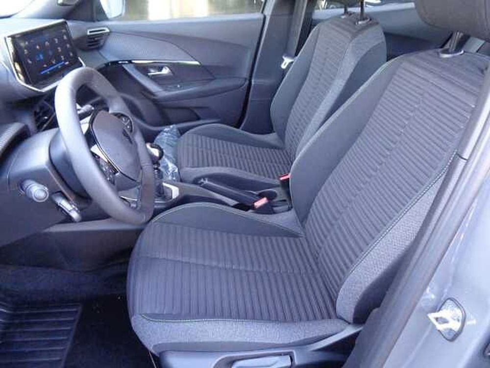 Peugeot 2008 nuova a Treviso (8)