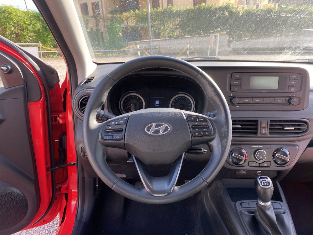 Hyundai i10 usata a Roma (14)