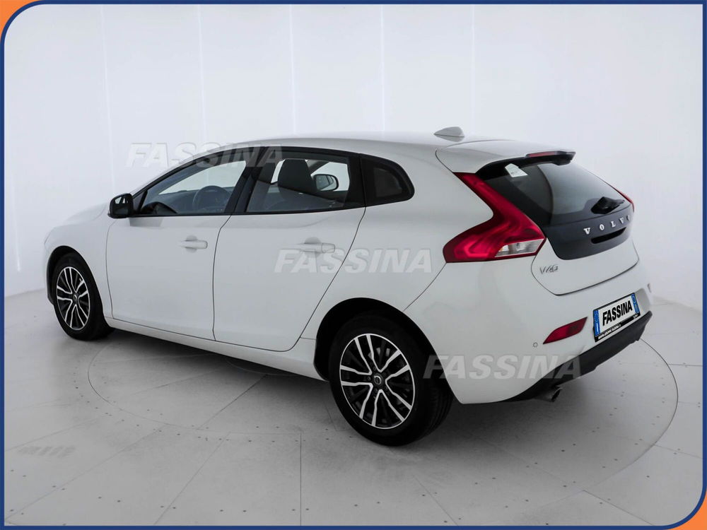 Volvo V40 usata a Milano (4)