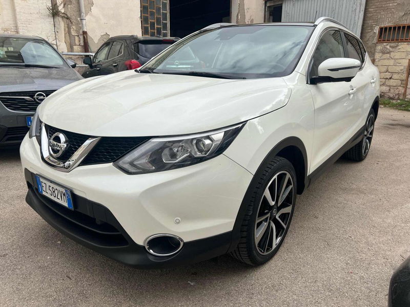 Nissan Qashqai 1.5 dCi Tekna  del 2015 usata a Foggia