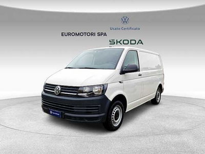 Volkswagen Veicoli Commerciali Transporter Furgone 2.0 TDI 102CV PC Kombi  del 2019 usata a Monteriggioni