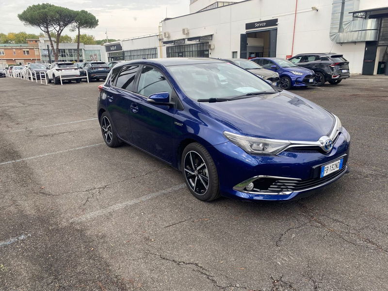 Toyota Auris 1.8 Hybrid Lounge  del 2015 usata a Roma