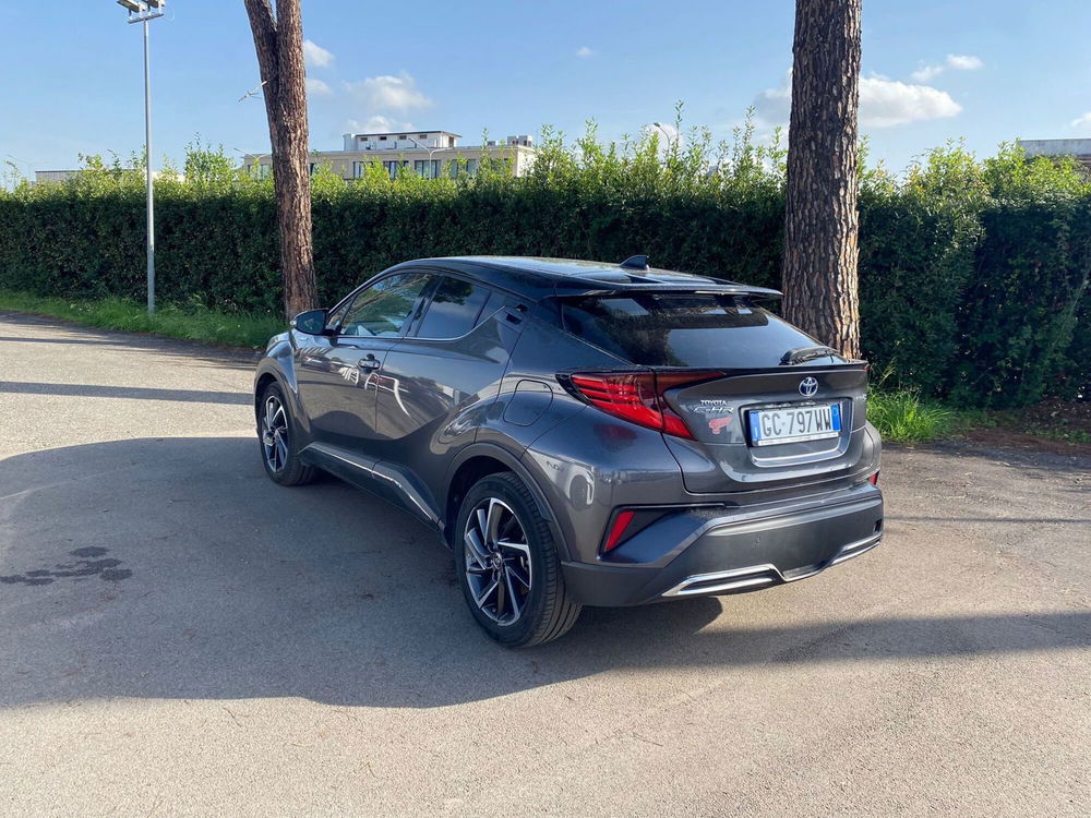 Toyota Toyota C-HR usata a Roma (13)