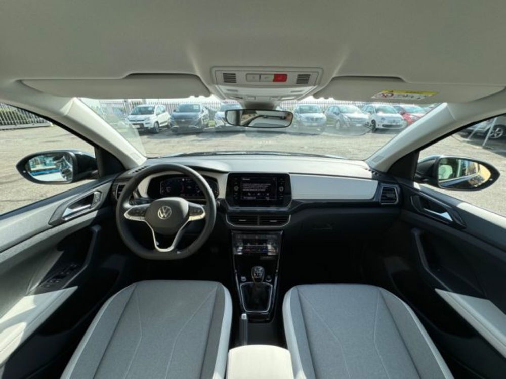 Volkswagen T-Cross nuova a Milano (5)