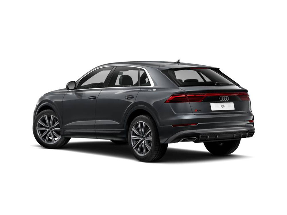 Audi Q8 nuova a Novara (3)