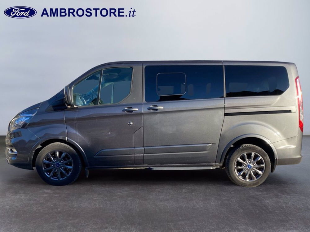 Ford Tourneo Custom usata a Milano (8)