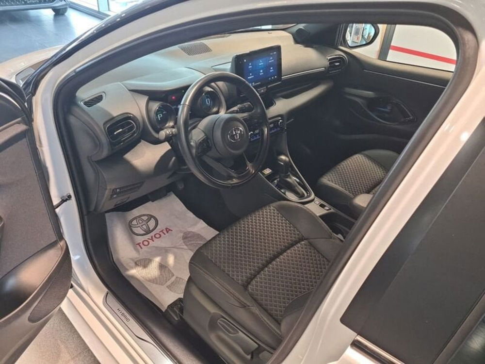 Toyota Yaris usata a Cagliari (18)