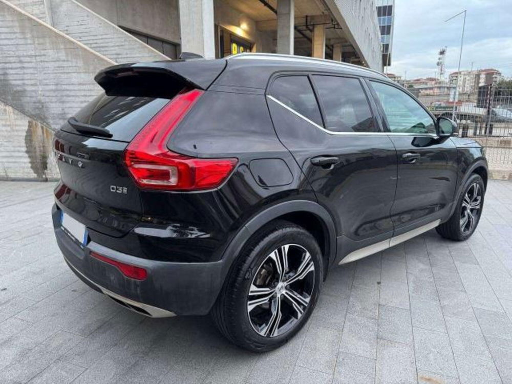 Volvo XC40 usata a Savona (3)