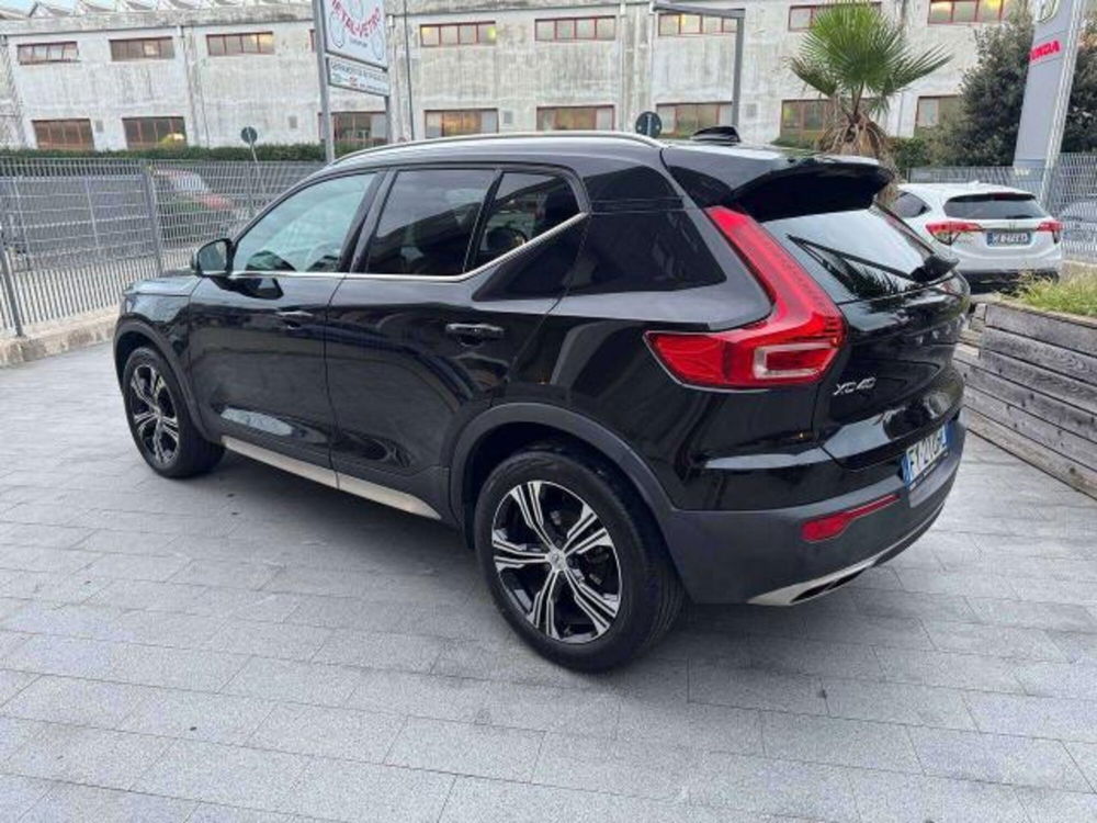 Volvo XC40 usata a Savona (4)