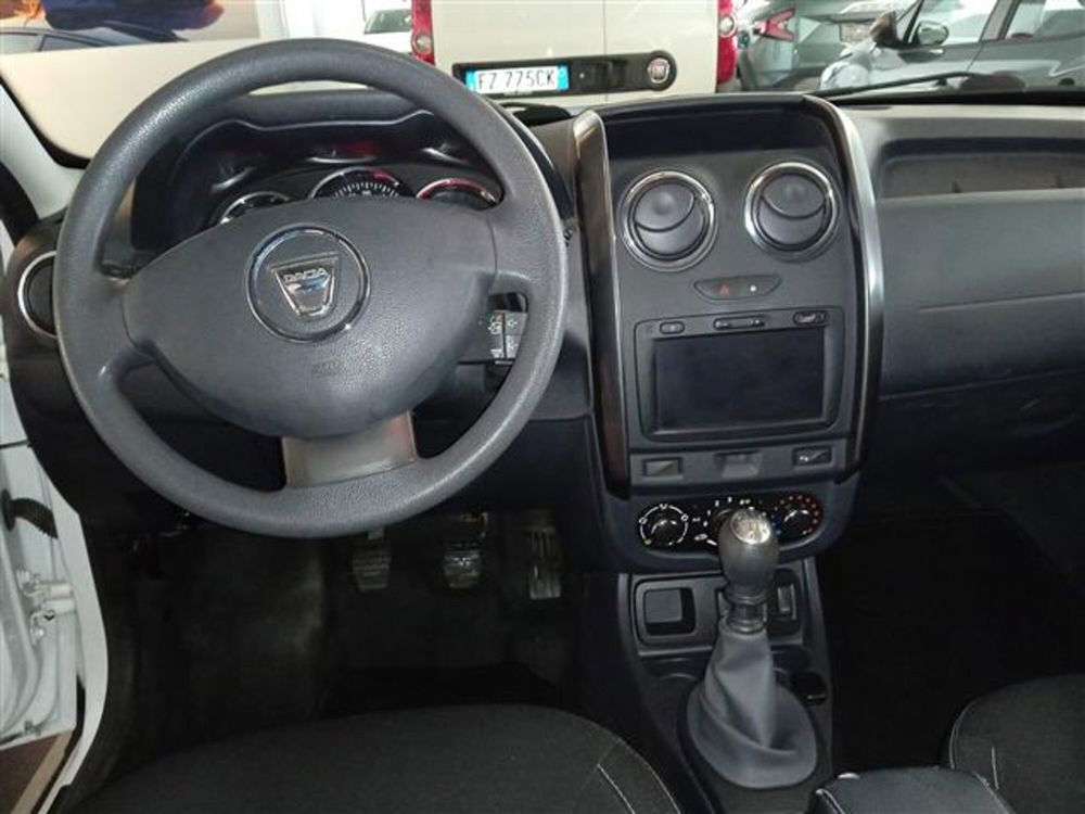 Dacia Duster usata a Firenze (9)