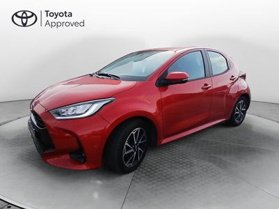 Toyota Yaris 1.5 Hybrid 5 porte Trend del 2022 usata a Latina