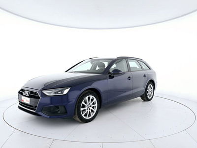 Audi A4 Avant 30 2.0 tdi mhev Business Advanced 136cv s-tronic del 2023 usata a Alessandria