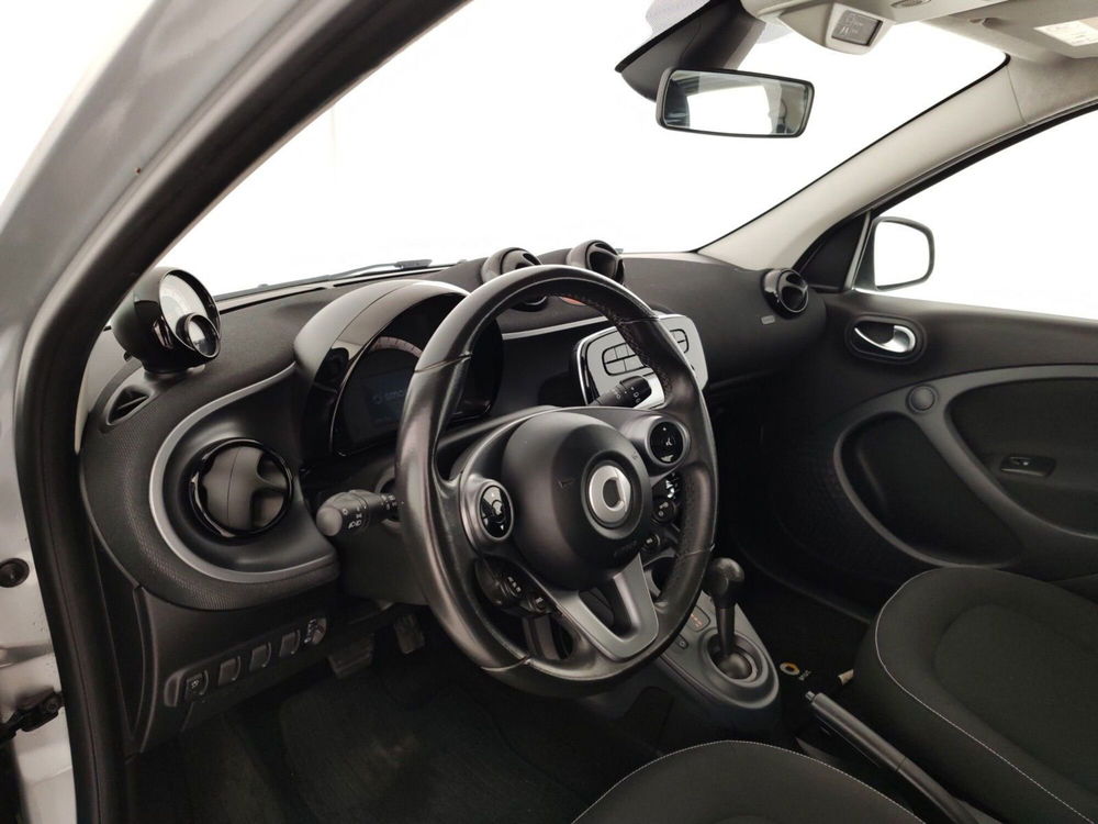 smart forfour usata a Massa-Carrara (8)