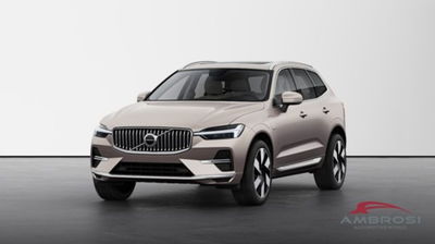 Volvo XC60 T6 Recharge AWD Plug-in Hybrid aut. Plus Dark nuova a Corciano