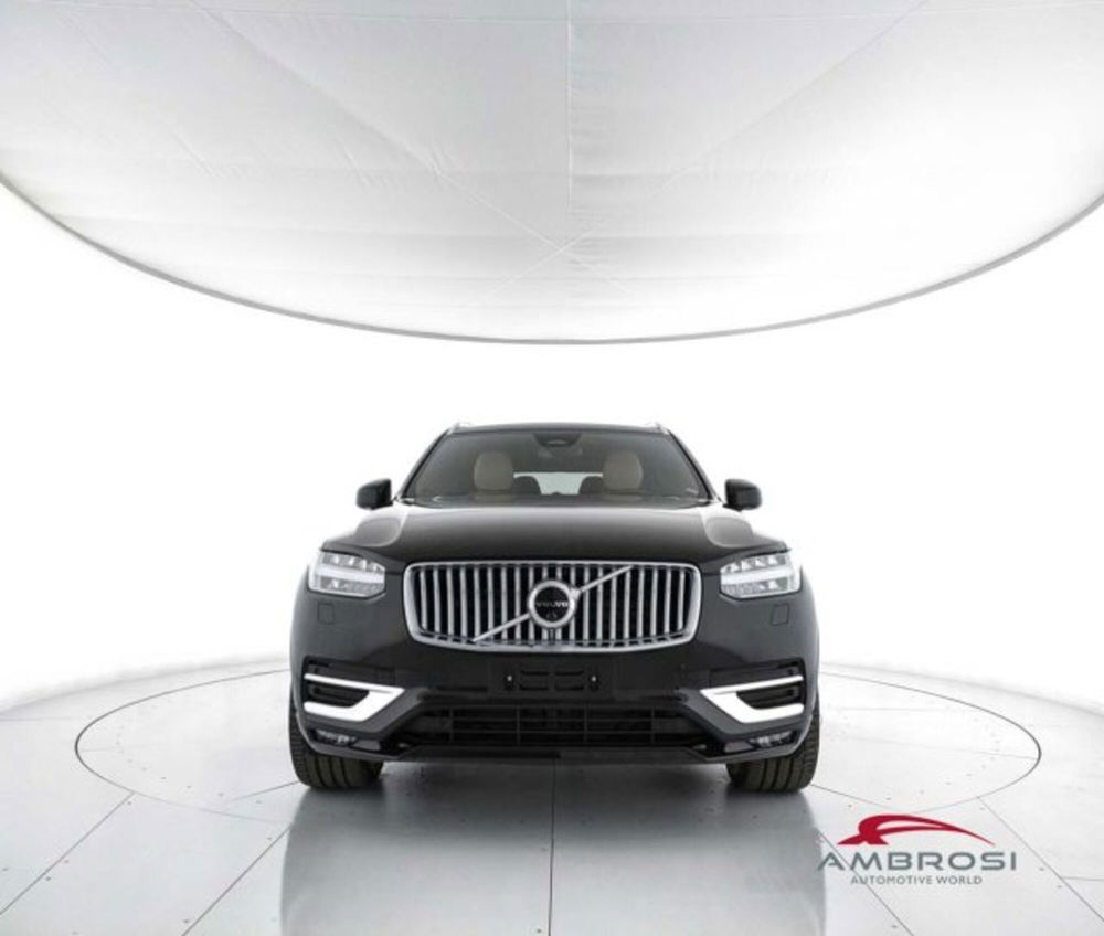 Volvo XC90 nuova a Perugia (5)